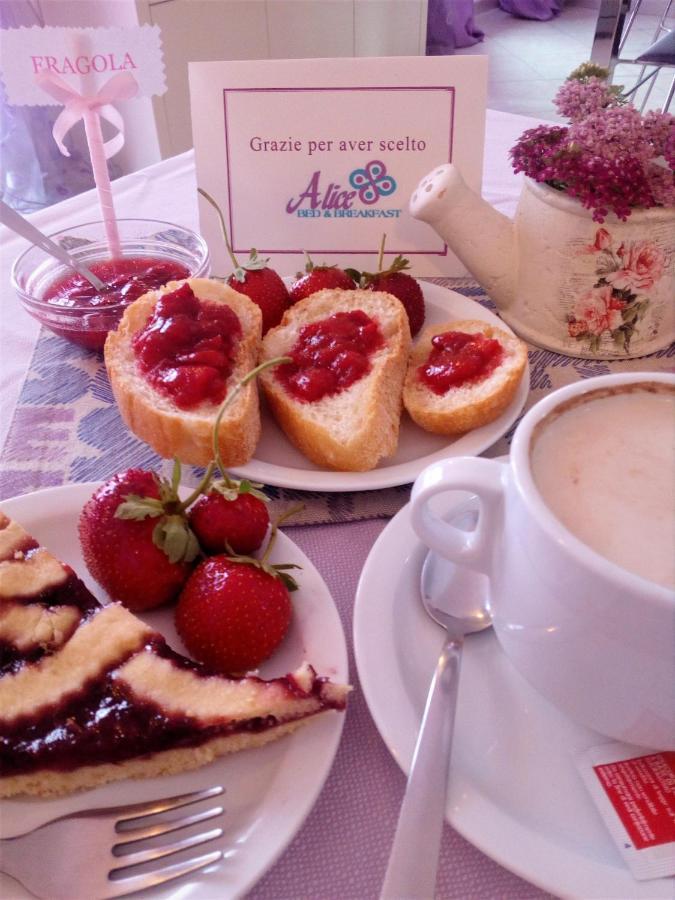 Alice B&B Кабрас Экстерьер фото